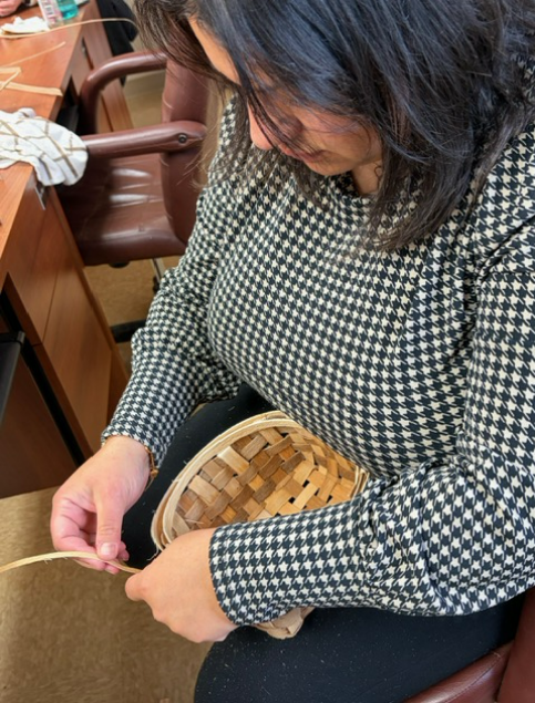 Basket Weaving Step 5 Add the rim